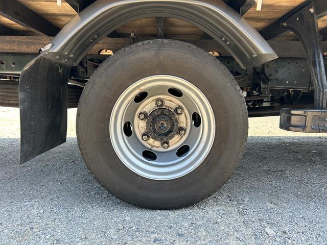 ファイター 　１年保証付　４ｔ　ワイド超ロング　ＡＴ車　ベッド付き　積載３８５０ｋｇ　荷台内寸長さ５７１０ｍｍ　幅２３６０ｍｍ　ドラレコ　電動格納ミラー　４トン　４トントラック　ワイド　ロング　ワイドロング　２人乗（73枚目）