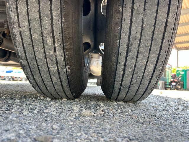 ファイター 　１年保証付　４ｔ　ワイド超ロング　ＡＴ車　ベッド付き　積載３８５０ｋｇ　荷台内寸長さ５７１０ｍｍ　幅２３６０ｍｍ　ドラレコ　電動格納ミラー　４トン　４トントラック　ワイド　ロング　ワイドロング　２人乗（74枚目）