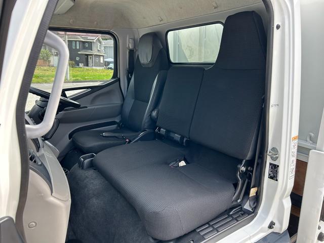 キャンター ロング　４ｔ　ＡＴ車　ディーゼルターボ　荷台内寸長さ４３５０ｍｍ　幅１７９０ｍｍ　荷台鉄板張り　ＥＴＣ　電動格納ミラー　ドライブレコーダー付き　キーレス　４トン　４トントラック　４トンロング　坂道発進補助装置（35枚目）