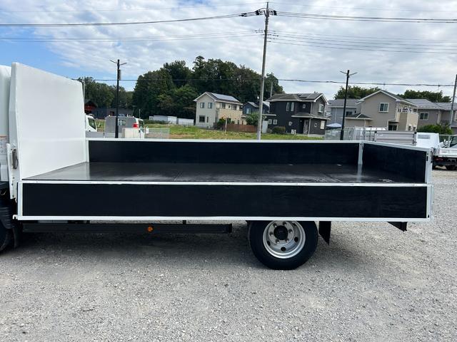 キャンター ロング　４ｔ　ＡＴ車　ディーゼルターボ　荷台内寸長さ４３５０ｍｍ　幅１７９０ｍｍ　荷台鉄板張り　ＥＴＣ　電動格納ミラー　ドライブレコーダー付き　キーレス　４トン　４トントラック　４トンロング　坂道発進補助装置（47枚目）