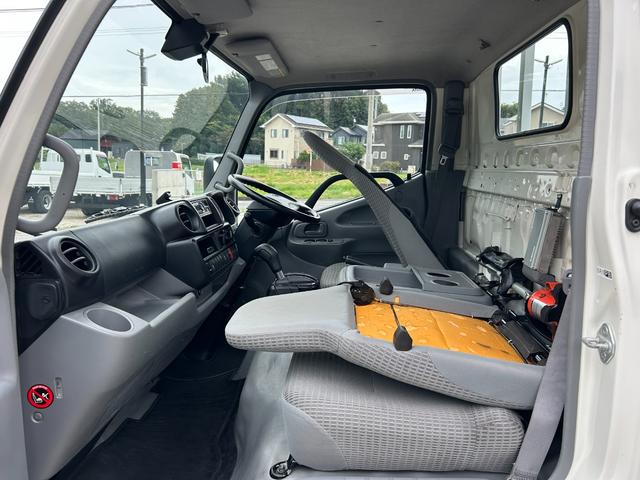 ダイナトラック フルジャストロー　１年保証付き　２ｔ　全低床　ＡＴ車　ディーゼルターボ　荷台木板張り　荷台内寸　長さ３１００ｍｍ　幅１６００ｍｍ　電動格納ミラー　ＥＴＣ　キーレス　アイドリングストップ　２トン　２トントラック　平ボディ（36枚目）