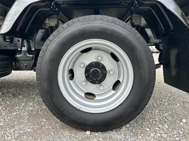 ダイナトラック フルジャストロー　１年保証付き　２ｔ　全低床　ＡＴ車　ディーゼルターボ　荷台木板張り　荷台内寸　長さ３１００ｍｍ　幅１６００ｍｍ　電動格納ミラー　ＥＴＣ　キーレス　アイドリングストップ　２トン　２トントラック　平ボディ（64枚目）