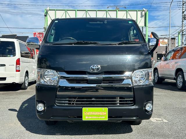 ハイエースバン スーパーＧＬ　ダークプライムＩＩ　１年保証付き　禁煙車　ディーゼルターボ　ＴＲＤアルミ　バックカメラ　Ｂｌｕｅｔｏｏｔｈ　ナビＴＶ　ＥＴＣ　衝突被害軽減ブレーキ　レーンキープアシスト　トヨタセーフティーセンス　ＬＥＤヘッドライト（2枚目）