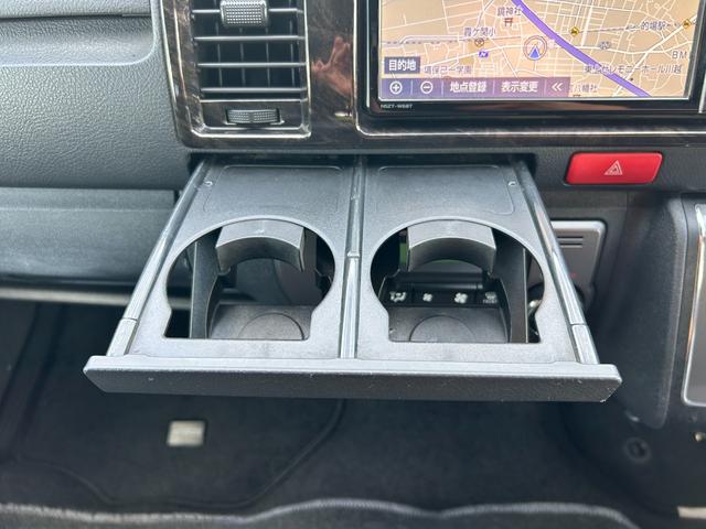 ハイエースバン スーパーＧＬ　ダークプライムＩＩ　１年保証付き　禁煙車　ディーゼルターボ　ＴＲＤアルミ　バックカメラ　Ｂｌｕｅｔｏｏｔｈ　ナビＴＶ　ＥＴＣ　衝突被害軽減ブレーキ　レーンキープアシスト　トヨタセーフティーセンス　ＬＥＤヘッドライト（27枚目）