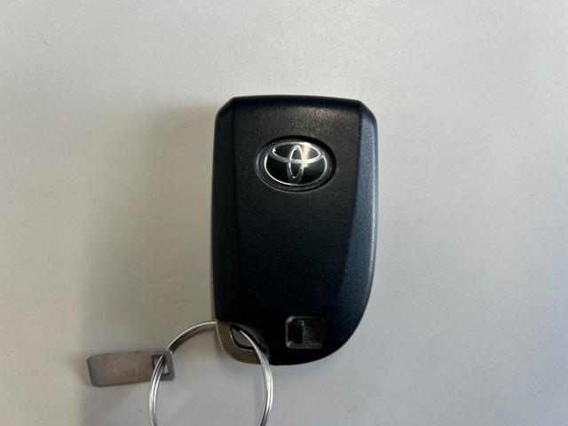 ハイエースバン スーパーＧＬ　ダークプライムＩＩ　１年保証付き　禁煙車　ディーゼルターボ　ＴＲＤアルミ　バックカメラ　Ｂｌｕｅｔｏｏｔｈ　ナビＴＶ　ＥＴＣ　衝突被害軽減ブレーキ　レーンキープアシスト　トヨタセーフティーセンス　ＬＥＤヘッドライト（63枚目）