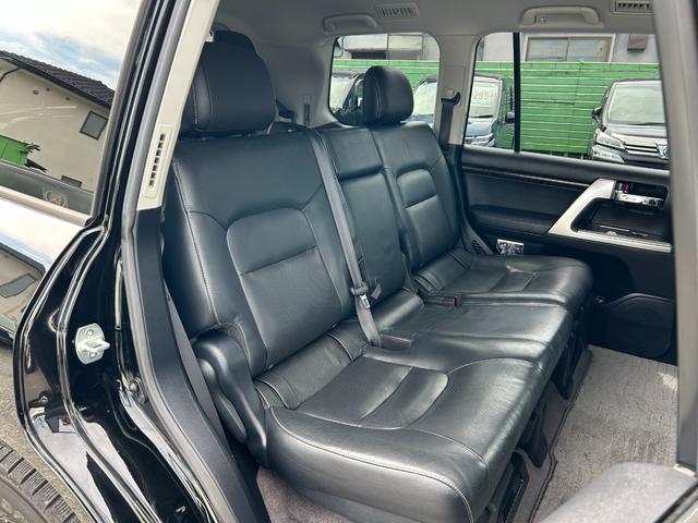 ランドクルーザー ＡＸ　Ｇセレクション　１年保証付き　禁煙車　４ＷＤ　アルパインナビ　後席モニター　ブラックレザーシート　シートヒーター　ステアリングヒーター　電動シート　ＡＣ１００　ナビ　ＴＶ　ＥＴＣ　バックカメラ　Ｂｌｕｅｔｏｏｔｈ接続（44枚目）