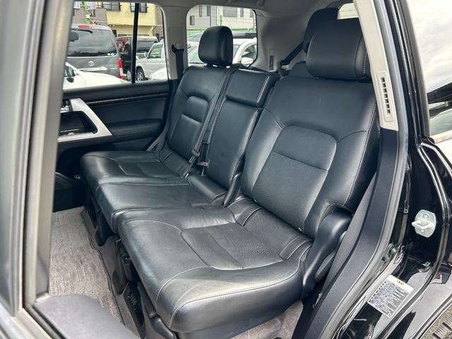 ランドクルーザー ＡＸ　Ｇセレクション　１年保証付き　禁煙車　４ＷＤ　アルパインナビ　後席モニター　ブラックレザーシート　シートヒーター　ステアリングヒーター　電動シート　ＡＣ１００　ナビ　ＴＶ　ＥＴＣ　バックカメラ　Ｂｌｕｅｔｏｏｔｈ接続（49枚目）