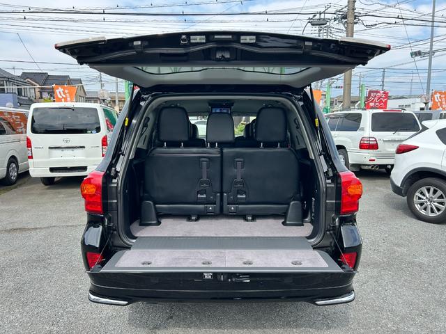 ランドクルーザー ＡＸ　Ｇセレクション　１年保証付き　禁煙車　４ＷＤ　アルパインナビ　後席モニター　ブラックレザーシート　シートヒーター　ステアリングヒーター　電動シート　ＡＣ１００　ナビ　ＴＶ　ＥＴＣ　バックカメラ　Ｂｌｕｅｔｏｏｔｈ接続（56枚目）