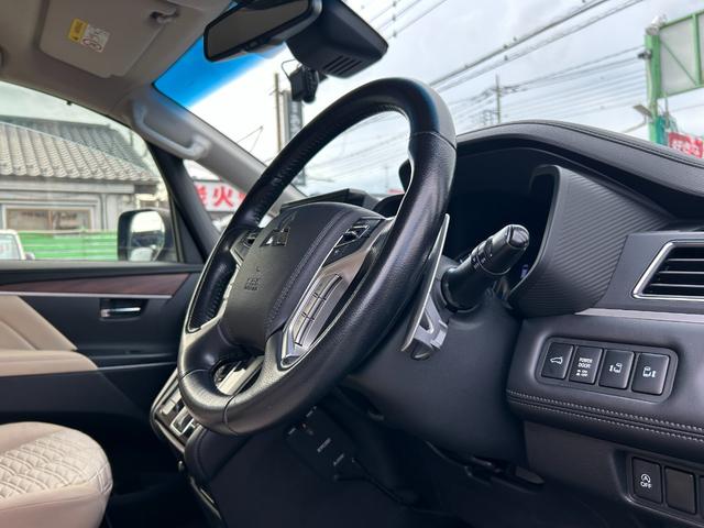 デリカＤ：５ Ｐ　１年保証付き　禁煙車　フリップダウンモニター　シートヒーター　ＡＣ１００Ｖ　両側電動スライドドア　ナビ　ＴＶ　全周囲カメラ　バックカメラ　ＥＴＣ　Ｂｌｕｅｔｏｏｔｈ　ＨＤＭＩ　ドラレコ　電動リアゲート（14枚目）