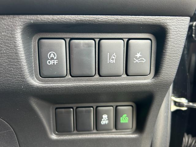 デリカＤ：５ Ｐ　１年保証付き　禁煙車　フリップダウンモニター　シートヒーター　ＡＣ１００Ｖ　両側電動スライドドア　ナビ　ＴＶ　全周囲カメラ　バックカメラ　ＥＴＣ　Ｂｌｕｅｔｏｏｔｈ　ＨＤＭＩ　ドラレコ　電動リアゲート（17枚目）
