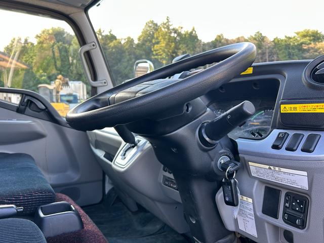 キャンター 全低床　カスタム　１年保証付き　２ｔ　ＡＴ車　ディーゼルターボ　両側電動格納ミラー　荷台内寸　長さ３１００ｍｍ　幅１６００ｍｍ　ナビ　ＴＶ　Ｂｌｕｅｔｏｏｔｈ接続　２トン　２トントラック　平ボディ　荷台鉄板可（15枚目）