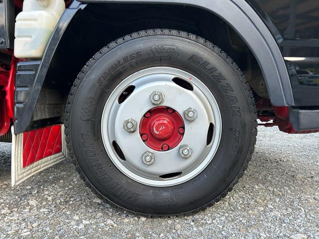 キャンター 全低床　カスタム　１年保証付き　２ｔ　ＡＴ車　ディーゼルターボ　両側電動格納ミラー　荷台内寸　長さ３１００ｍｍ　幅１６００ｍｍ　ナビ　ＴＶ　Ｂｌｕｅｔｏｏｔｈ接続　２トン　２トントラック　平ボディ　荷台鉄板可（57枚目）