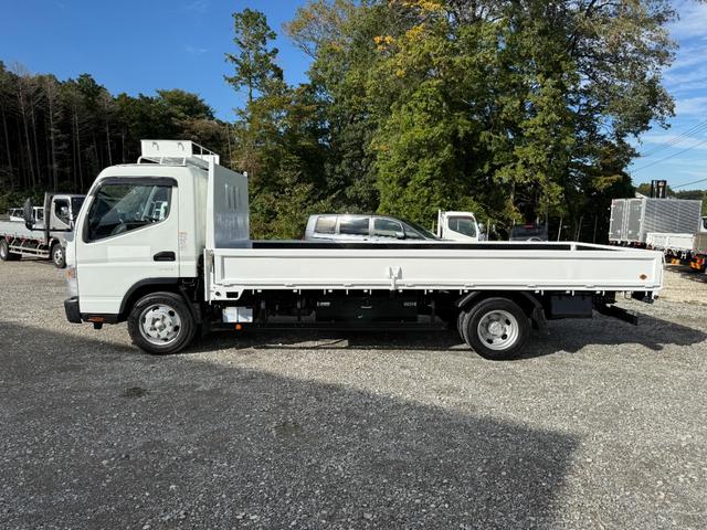 キャンター 　１年保証付き　４ｔ　ワイド超ロング　ＡＴ車　バックカメラ　積載量４２００ｋｇ　荷台内寸　長さ５０００ｍｍ　幅２０８０ｍｍ　荷台鉄板張り　ＥＴＣ　準中型免許対応車　キーレス　４トントラック　ワイドロング（8枚目）