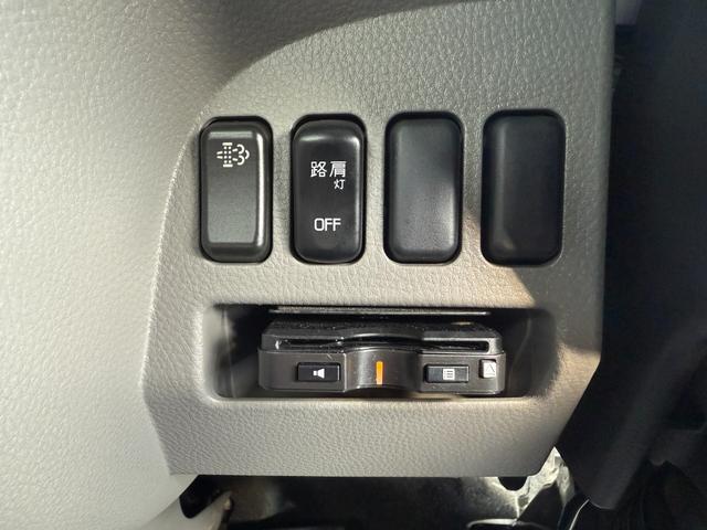 キャンター 　１年保証付き　４ｔ　ワイド超ロング　ＡＴ車　バックカメラ　積載量４２００ｋｇ　荷台内寸　長さ５０００ｍｍ　幅２０８０ｍｍ　荷台鉄板張り　ＥＴＣ　準中型免許対応車　キーレス　４トントラック　ワイドロング（19枚目）