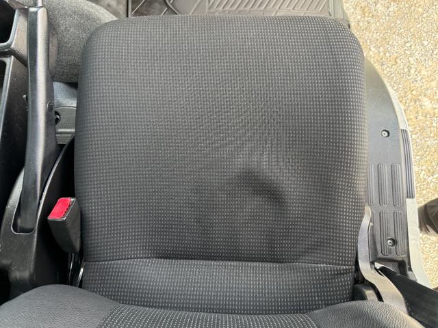 キャンター 　１年保証付き　４ｔ　ワイド超ロング　ＡＴ車　バックカメラ　積載量４２００ｋｇ　荷台内寸　長さ５０００ｍｍ　幅２０８０ｍｍ　荷台鉄板張り　ＥＴＣ　準中型免許対応車　キーレス　４トントラック　ワイドロング（31枚目）