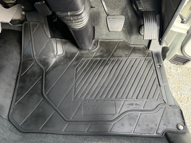 キャンター 　１年保証付き　４ｔ　ワイド超ロング　ＡＴ車　バックカメラ　積載量４２００ｋｇ　荷台内寸　長さ５０００ｍｍ　幅２０８０ｍｍ　荷台鉄板張り　ＥＴＣ　準中型免許対応車　キーレス　４トントラック　ワイドロング（32枚目）