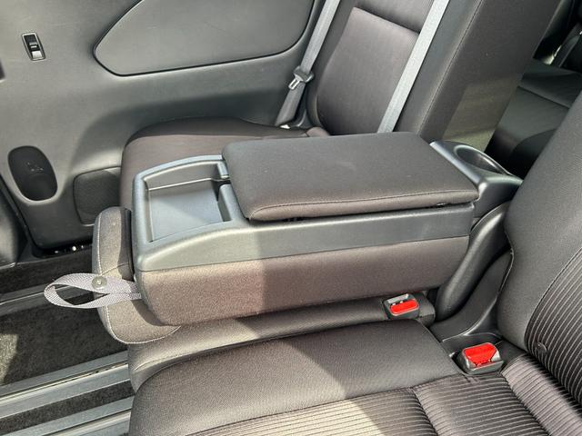 セレナ ハイウェイスター Vセレクション 1年保証付き 4WD 禁煙車 プロパイロット 両側電動スライドドア HDMI アラウンドビューモニター ナビ TV ETC バックカメラ Bluetooth接続 ドライブレコーダー 後席サンシェード付(52枚目)