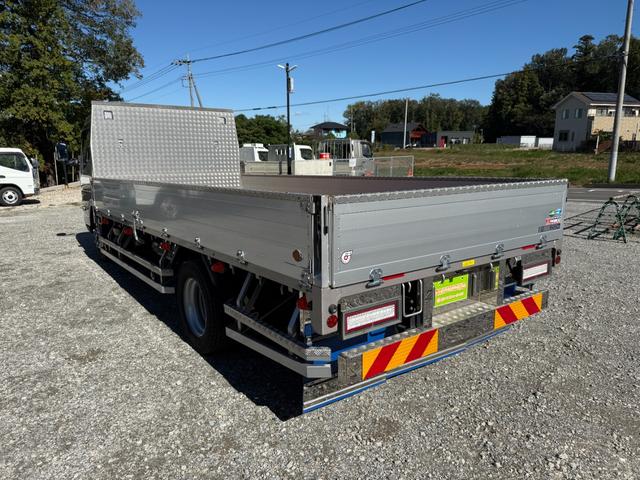 キャンター ワイドキャブロング全低床カスタム　１年保証付　３．５ｔ　ワイド超ロング　ＡＴ車　ワイドロング　積載量３５００ｋｇ　荷台内寸　長さ５０００ｍｍ　幅２０８０ｍｍ　荷台鉄板張り　アルミ　ＥＴＣ　準中型免許対応車　４トントラック　４ｔ　３トン（7枚目）