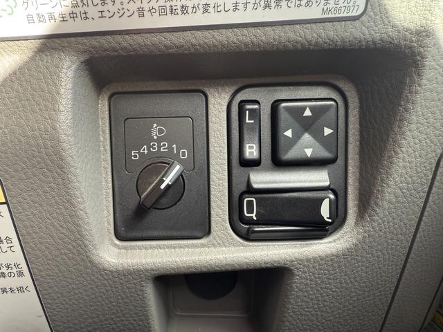 キャンター ワイドキャブロング全低床カスタム　１年保証付　３．５ｔ　ワイド超ロング　ＡＴ車　ワイドロング　積載量３５００ｋｇ　荷台内寸　長さ５０００ｍｍ　幅２０８０ｍｍ　荷台鉄板張り　アルミ　ＥＴＣ　準中型免許対応車　４トントラック　４ｔ　３トン（18枚目）