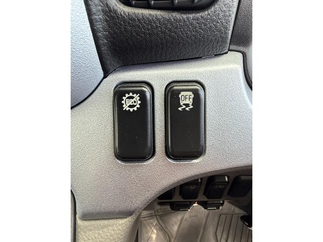 キャンター ワイドキャブロング全低床カスタム　１年保証付　３．５ｔ　ワイド超ロング　ＡＴ車　ワイドロング　積載量３５００ｋｇ　荷台内寸　長さ５０００ｍｍ　幅２０８０ｍｍ　荷台鉄板張り　アルミ　ＥＴＣ　準中型免許対応車　４トントラック　４ｔ　３トン（21枚目）