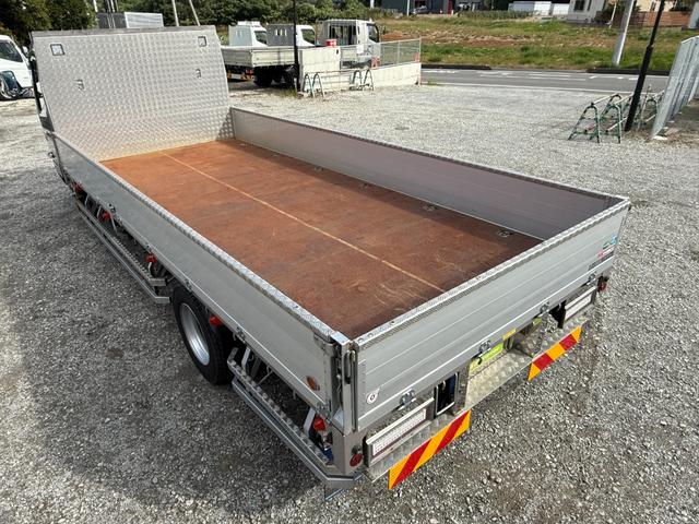 キャンター ワイドキャブロング全低床カスタム　１年保証付　３．５ｔ　ワイド超ロング　ＡＴ車　ワイドロング　積載量３５００ｋｇ　荷台内寸　長さ５０００ｍｍ　幅２０８０ｍｍ　荷台鉄板張り　アルミ　ＥＴＣ　準中型免許対応車　４トントラック　４ｔ　３トン（57枚目）