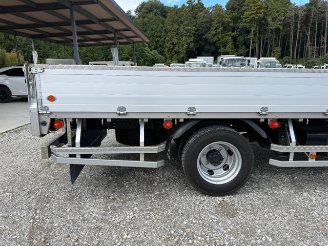 キャンター ワイドキャブロング全低床カスタム　１年保証付　３．５ｔ　ワイド超ロング　ＡＴ車　ワイドロング　積載量３５００ｋｇ　荷台内寸　長さ５０００ｍｍ　幅２０８０ｍｍ　荷台鉄板張り　アルミ　ＥＴＣ　準中型免許対応車　４トントラック　４ｔ　３トン（71枚目）
