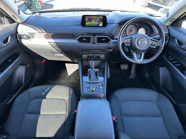 ＣＸ－５ ＸＤ　プロアクティブ　１年保証付　４ＷＤ　禁煙車　ＢＯＳＥサウンド　シートヒーター　Ｂｌｕｅｔｏｏｔｈ　ナビＴＶ　バックカメラ　サイドカメラ　電動シート　電動リアゲート　ＥＴＣ２．０　ＳＵＶ　５人乗　ＬＥＤライト　クルコン（14枚目）