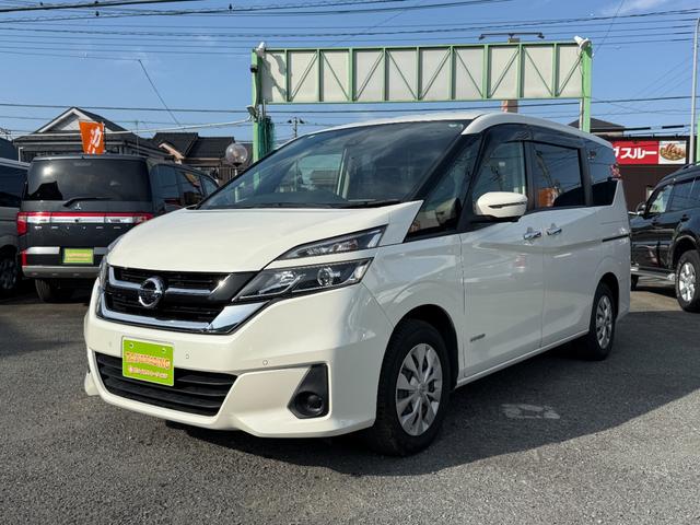 セレナ Ｘ　Ｖセレクション　１年保証付き　禁煙車　後席モニター　アラウンドビューモニター　両側パワースライドドア　ナビ　ＴＶ　ＥＴＣ　Ｂｌｕｅｔｏｏｔｈ接続　バックカメラ　オートクルーズコントロール　ハイブリッド　ファミリーカー（3枚目）