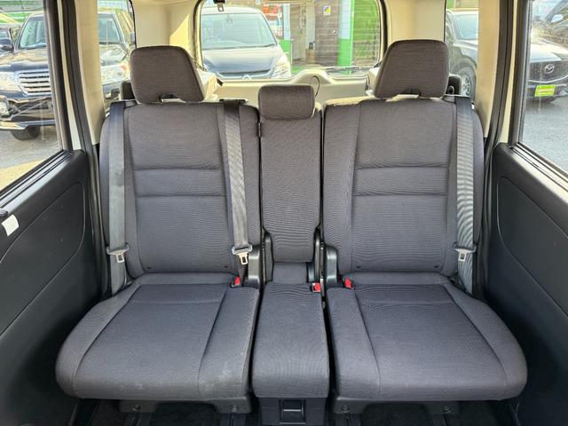 セレナ Ｘ　Ｖセレクション　１年保証付き　禁煙車　後席モニター　アラウンドビューモニター　両側パワースライドドア　ナビ　ＴＶ　ＥＴＣ　Ｂｌｕｅｔｏｏｔｈ接続　バックカメラ　オートクルーズコントロール　ハイブリッド　ファミリーカー（43枚目）