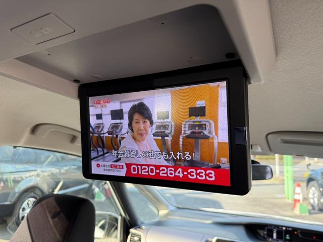 セレナ Ｘ　Ｖセレクション　１年保証付き　禁煙車　後席モニター　アラウンドビューモニター　両側パワースライドドア　ナビ　ＴＶ　ＥＴＣ　Ｂｌｕｅｔｏｏｔｈ接続　バックカメラ　オートクルーズコントロール　ハイブリッド　ファミリーカー（49枚目）