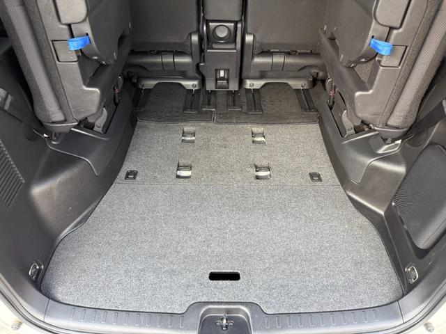 セレナ Ｘ　Ｖセレクション　１年保証付き　禁煙車　後席モニター　アラウンドビューモニター　両側パワースライドドア　ナビ　ＴＶ　ＥＴＣ　Ｂｌｕｅｔｏｏｔｈ接続　バックカメラ　オートクルーズコントロール　ハイブリッド　ファミリーカー（58枚目）