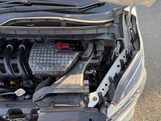 セレナ Ｘ　Ｖセレクション　１年保証付き　禁煙車　後席モニター　アラウンドビューモニター　両側パワースライドドア　ナビ　ＴＶ　ＥＴＣ　Ｂｌｕｅｔｏｏｔｈ接続　バックカメラ　オートクルーズコントロール　ハイブリッド　ファミリーカー（79枚目）