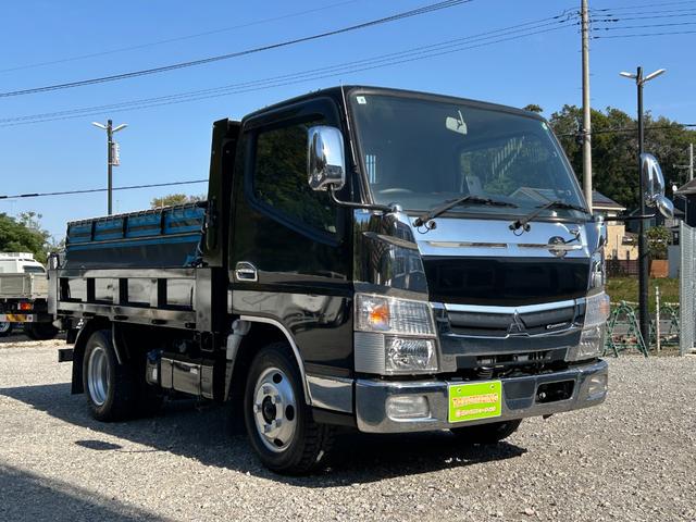 キャンター 全低床ダンプ　１年保証付き　２ｔ　強化ダンプ　ＭＴ車　電動格納ミラー　コボレーン　荷台内寸　長さ３０５０ｍｍ　幅１５９０ｍｍ　フロントフォグランプ　２トン　２トンダンプ　２ｔダンプ　ディーゼルターボ　横滑り防止装置（3枚目）