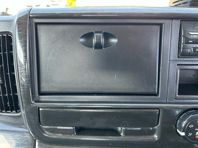 キャンター 全低床ダンプ　１年保証付き　２ｔ　強化ダンプ　ＭＴ車　電動格納ミラー　コボレーン　荷台内寸　長さ３０５０ｍｍ　幅１５９０ｍｍ　フロントフォグランプ　２トン　２トンダンプ　２ｔダンプ　ディーゼルターボ　横滑り防止装置（23枚目）