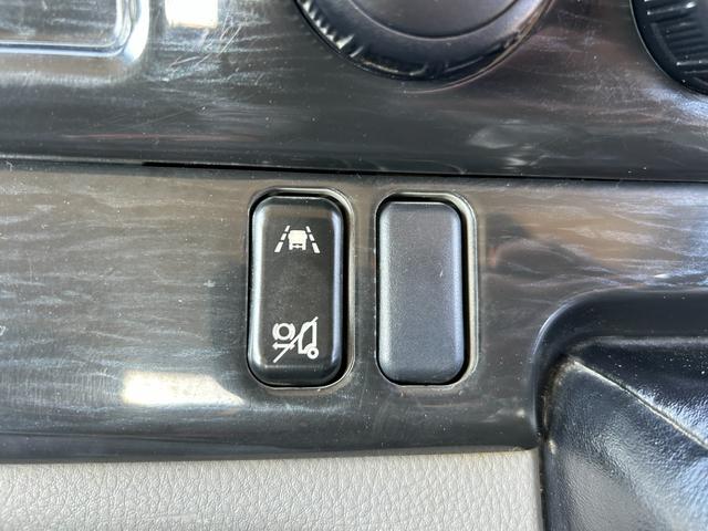 キャンター 全低床ダンプ　１年保証付き　２ｔ　強化ダンプ　ＭＴ車　電動格納ミラー　コボレーン　荷台内寸　長さ３０５０ｍｍ　幅１５９０ｍｍ　フロントフォグランプ　２トン　２トンダンプ　２ｔダンプ　ディーゼルターボ　横滑り防止装置（26枚目）