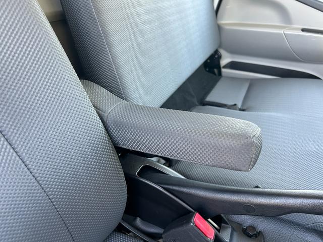 キャンター 全低床ダンプ　１年保証付き　２ｔ　強化ダンプ　ＭＴ車　電動格納ミラー　コボレーン　荷台内寸　長さ３０５０ｍｍ　幅１５９０ｍｍ　フロントフォグランプ　２トン　２トンダンプ　２ｔダンプ　ディーゼルターボ　横滑り防止装置（31枚目）