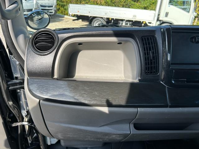 キャンター 全低床ダンプ　１年保証付き　２ｔ　強化ダンプ　ＭＴ車　電動格納ミラー　コボレーン　荷台内寸　長さ３０５０ｍｍ　幅１５９０ｍｍ　フロントフォグランプ　２トン　２トンダンプ　２ｔダンプ　ディーゼルターボ　横滑り防止装置（36枚目）