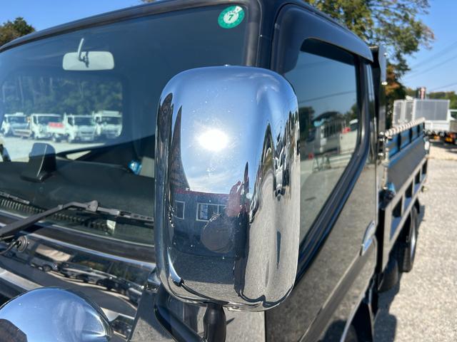 キャンター 全低床ダンプ　１年保証付き　２ｔ　強化ダンプ　ＭＴ車　電動格納ミラー　コボレーン　荷台内寸　長さ３０５０ｍｍ　幅１５９０ｍｍ　フロントフォグランプ　２トン　２トンダンプ　２ｔダンプ　ディーゼルターボ　横滑り防止装置（63枚目）