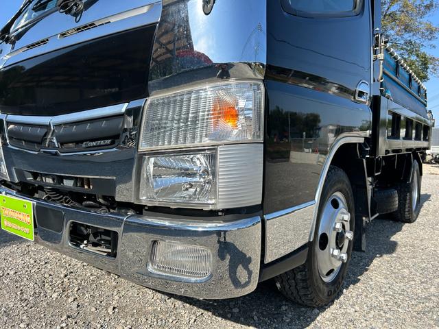 キャンター 全低床ダンプ　１年保証付き　２ｔ　強化ダンプ　ＭＴ車　電動格納ミラー　コボレーン　荷台内寸　長さ３０５０ｍｍ　幅１５９０ｍｍ　フロントフォグランプ　２トン　２トンダンプ　２ｔダンプ　ディーゼルターボ　横滑り防止装置（65枚目）