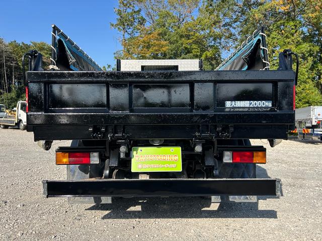 キャンター 全低床ダンプ　１年保証付き　２ｔ　強化ダンプ　ＭＴ車　電動格納ミラー　コボレーン　荷台内寸　長さ３０５０ｍｍ　幅１５９０ｍｍ　フロントフォグランプ　２トン　２トンダンプ　２ｔダンプ　ディーゼルターボ　横滑り防止装置（73枚目）