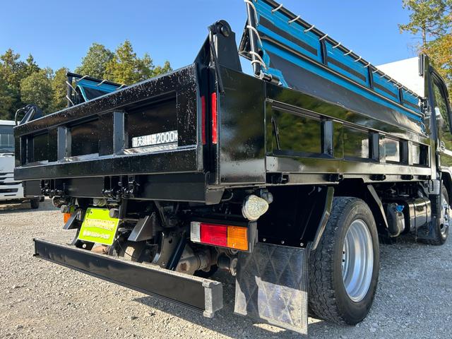 キャンター 全低床ダンプ　１年保証付き　２ｔ　強化ダンプ　ＭＴ車　電動格納ミラー　コボレーン　荷台内寸　長さ３０５０ｍｍ　幅１５９０ｍｍ　フロントフォグランプ　２トン　２トンダンプ　２ｔダンプ　ディーゼルターボ　横滑り防止装置（75枚目）