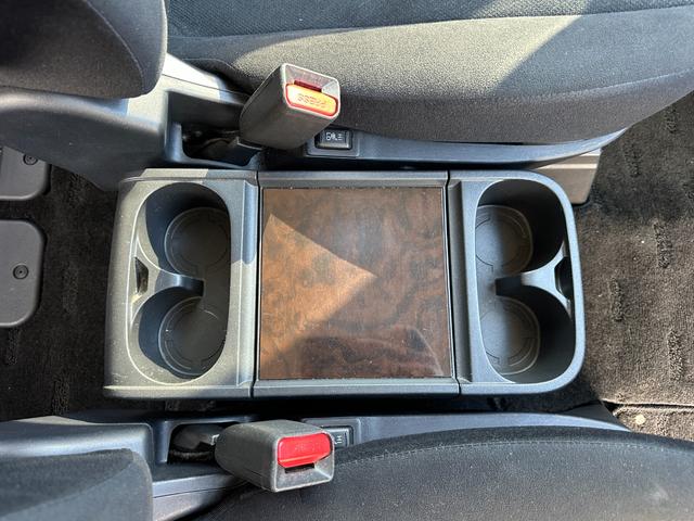 デリカＤ：５ シャモニー　１年保証付き　ワンオーナー　禁煙車　ディーゼルターボ　アルパインフリップダウンモニター　両側電動スライドドア　シートヒーター　ＨＤＭＩ　ナビＴＶ　ＥＴＣ　バックカメラ　Ｂｌｕｅｔｏｏｔｈ　ＡＣ１００Ｖ（33枚目）