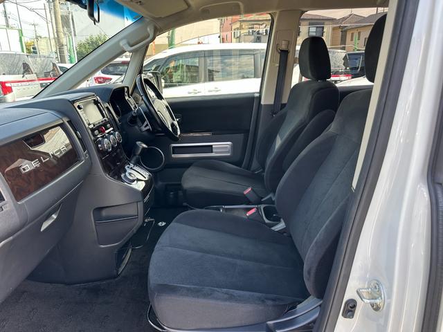 デリカＤ：５ シャモニー　１年保証付き　ワンオーナー　禁煙車　ディーゼルターボ　アルパインフリップダウンモニター　両側電動スライドドア　シートヒーター　ＨＤＭＩ　ナビＴＶ　ＥＴＣ　バックカメラ　Ｂｌｕｅｔｏｏｔｈ　ＡＣ１００Ｖ（40枚目）