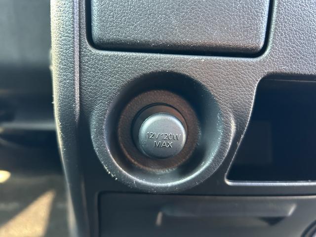 デリカＤ：５ Ｄ　パワーパッケージ　１年保証付き　禁煙車　新品タイヤ４本付き　ディーゼルターボ　運転席・助手席シートヒーター　ナビ　ＴＶ　ＥＴＣ　Ｂｌｕｅｔｏｏｔｈ接続　両側電動スライドドア　電動格納ミラー　Ｗエアコン　７人乗り　４ＷＤ（26枚目）