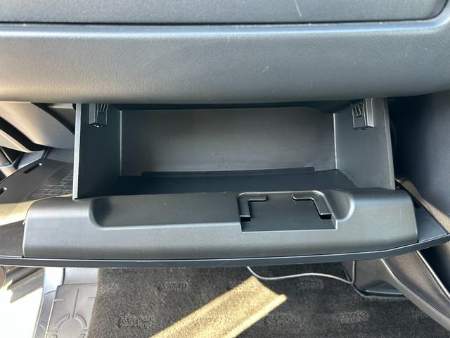 デリカＤ：５ Ｄ　パワーパッケージ　１年保証付き　禁煙車　新品タイヤ４本付き　ディーゼルターボ　運転席・助手席シートヒーター　ナビ　ＴＶ　ＥＴＣ　Ｂｌｕｅｔｏｏｔｈ接続　両側電動スライドドア　電動格納ミラー　Ｗエアコン　７人乗り　４ＷＤ（39枚目）