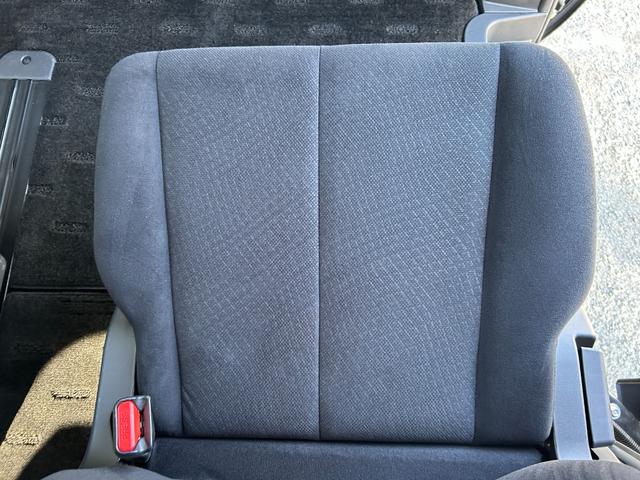 デリカＤ：５ Ｄ　パワーパッケージ　１年保証付き　禁煙車　新品タイヤ４本付き　ディーゼルターボ　運転席・助手席シートヒーター　ナビ　ＴＶ　ＥＴＣ　Ｂｌｕｅｔｏｏｔｈ接続　両側電動スライドドア　電動格納ミラー　Ｗエアコン　７人乗り　４ＷＤ（51枚目）