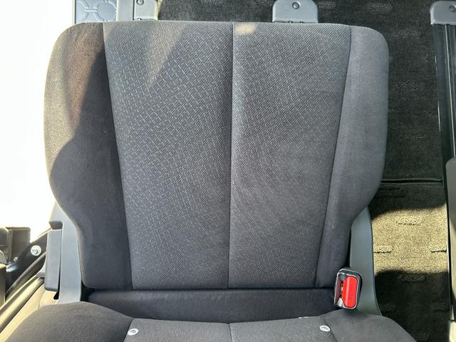 デリカＤ：５ Ｄ　パワーパッケージ　１年保証付き　禁煙車　新品タイヤ４本付き　ディーゼルターボ　運転席・助手席シートヒーター　ナビ　ＴＶ　ＥＴＣ　Ｂｌｕｅｔｏｏｔｈ接続　両側電動スライドドア　電動格納ミラー　Ｗエアコン　７人乗り　４ＷＤ（56枚目）