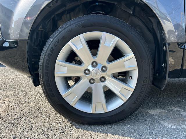 デリカＤ：５ Ｄ　パワーパッケージ　１年保証付き　禁煙車　新品タイヤ４本付き　ディーゼルターボ　運転席・助手席シートヒーター　ナビ　ＴＶ　ＥＴＣ　Ｂｌｕｅｔｏｏｔｈ接続　両側電動スライドドア　電動格納ミラー　Ｗエアコン　７人乗り　４ＷＤ（72枚目）