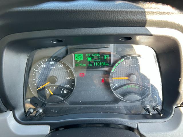 キャンター 全低床　１年保証付き　禁煙車　２ｔ　ＡＴ車　ディーゼルターボ　電動格納ミラー　荷台内寸　長さ３１００ｍｍ　幅１６００ｍｍ　荷台木製　坂道発進補助装置付　２トン　２トントラック　標準　平ボディ　荷台鉄板張り可能（15枚目）