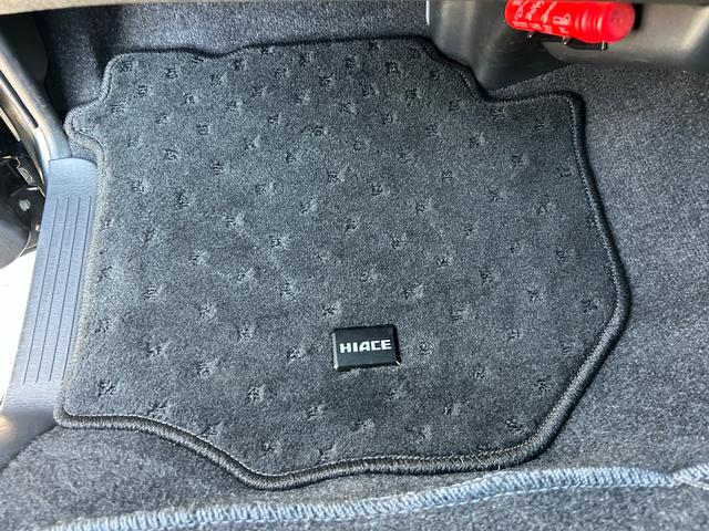 ハイエースバン スーパーＧＬ　ダークプライムＩＩ　１年保証付き　禁煙車　マルチロールトランスポーター　ディーゼルターボ　トヨタセーフティセンス　アルパインナビ　ＴＶ　ＥＴＣ　バックカメラ　デジタルインナーミラー　ＡＣ１００Ｖ　Ｂｌｕｅｔｏｏｔｈ接続可（35枚目）